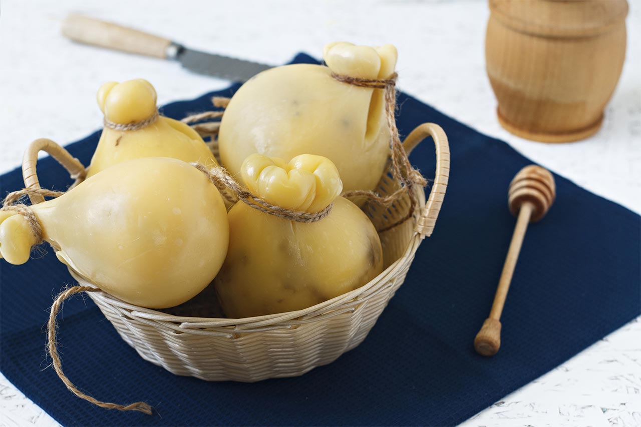 provolone-di-grotta